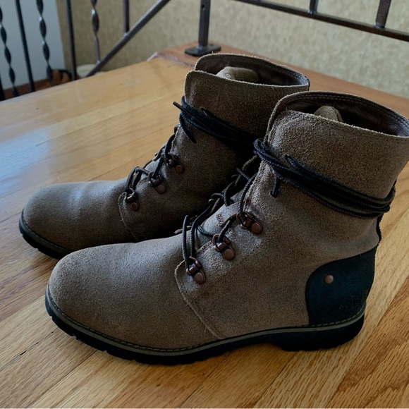 The North Face Women's Ballard Lace II Boots - Desert Palm/Brown - Picture 1 of 7